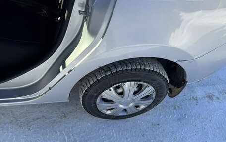 Renault Logan II, 2015 год, 950 000 рублей, 14 фотография