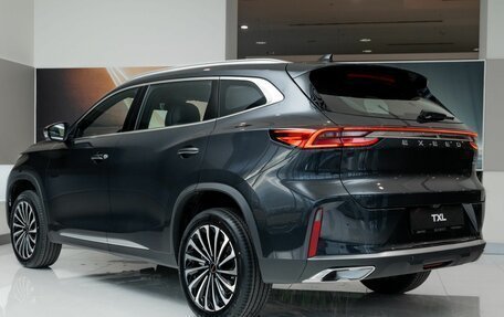 CheryExeed TXL, 2024 год, 3 880 000 рублей, 7 фотография