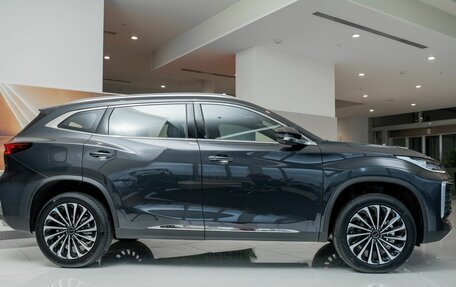 CheryExeed TXL, 2024 год, 3 880 000 рублей, 4 фотография