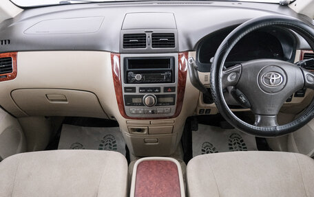 Toyota Ipsum II, 2003 год, 899 000 рублей, 11 фотография