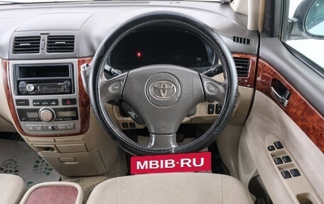 Toyota Ipsum II, 2003 год, 899 000 рублей, 15 фотография