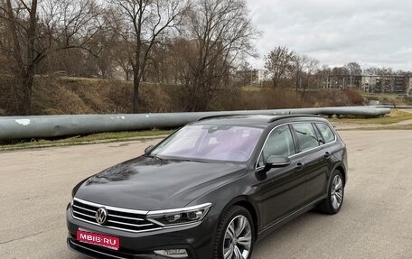 Volkswagen Passat B8 рестайлинг, 2020 год, 2 550 000 рублей, 1 фотография
