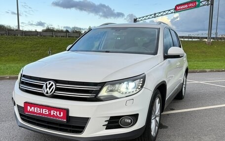 Volkswagen Tiguan I, 2012 год, 869 000 рублей, 1 фотография