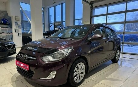 Hyundai Solaris II рестайлинг, 2012 год, 639 000 рублей, 1 фотография