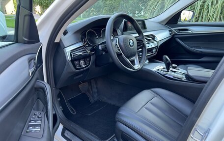 BMW 5 серия, 2018 год, 2 450 000 рублей, 12 фотография