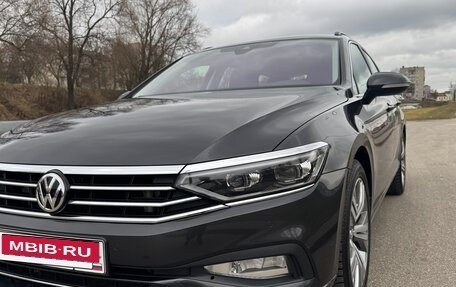 Volkswagen Passat B8 рестайлинг, 2020 год, 2 550 000 рублей, 3 фотография
