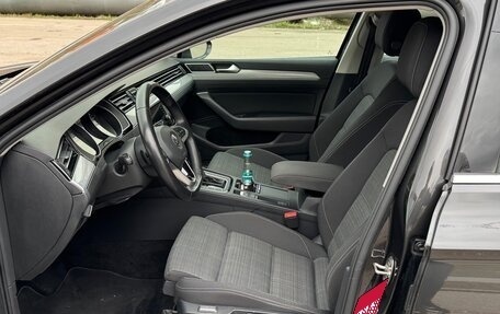 Volkswagen Passat B8 рестайлинг, 2020 год, 2 550 000 рублей, 16 фотография