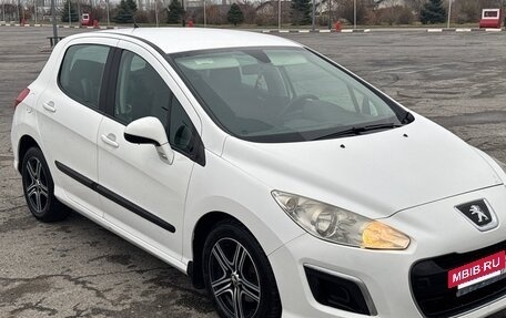 Peugeot 308 II, 2011 год, 399 999 рублей, 3 фотография