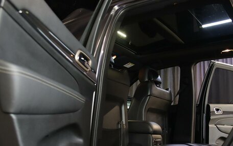 Jeep Grand Cherokee, 2014 год, 2 149 000 рублей, 15 фотография