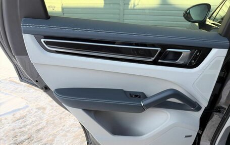 Porsche Cayenne III, 2021 год, 10 899 000 рублей, 17 фотография