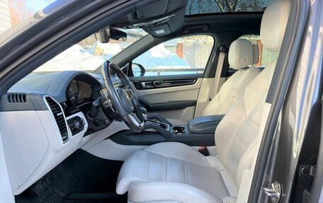 Porsche Cayenne III, 2021 год, 10 899 000 рублей, 15 фотография