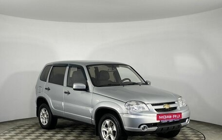 Chevrolet Niva I рестайлинг, 2015 год, 750 000 рублей, 2 фотография