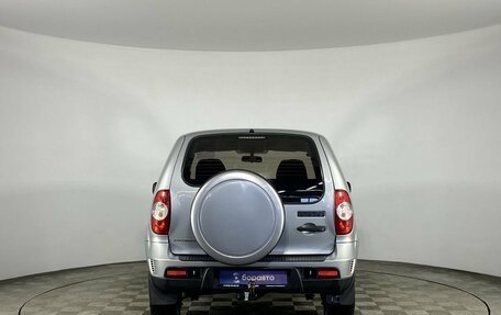 Chevrolet Niva I рестайлинг, 2015 год, 750 000 рублей, 7 фотография