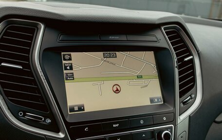 Hyundai Santa Fe III рестайлинг, 2018 год, 1 855 000 рублей, 14 фотография