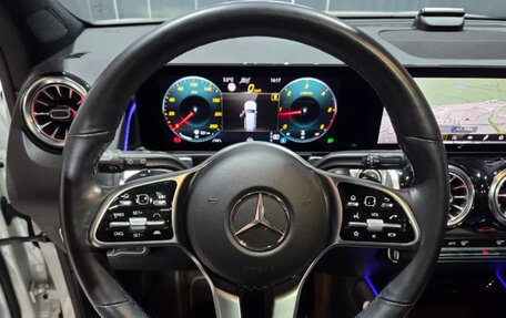 Mercedes-Benz GLB, 2023 год, 3 750 000 рублей, 7 фотография