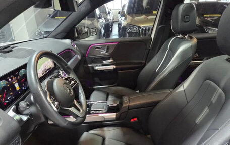 Mercedes-Benz GLB, 2023 год, 3 750 000 рублей, 9 фотография