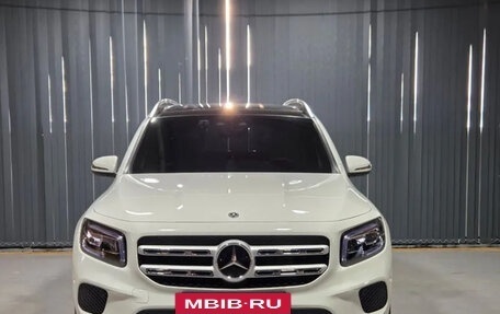 Mercedes-Benz GLB, 2023 год, 3 750 000 рублей, 3 фотография