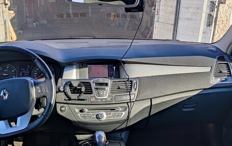 Renault Laguna III рестайлинг, 2012 год, 845 000 рублей, 4 фотография