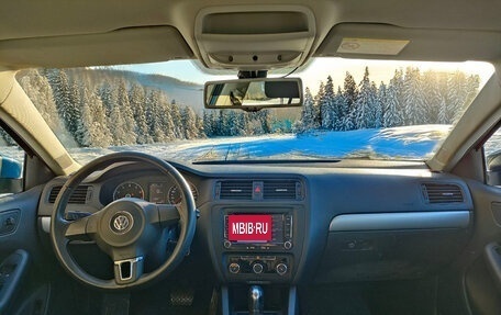 Volkswagen Jetta VI, 2013 год, 1 200 000 рублей, 6 фотография