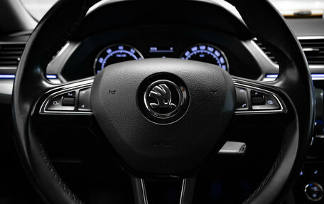 Skoda Superb III рестайлинг, 2018 год, 2 250 000 рублей, 10 фотография