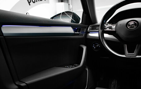 Skoda Superb III рестайлинг, 2018 год, 2 250 000 рублей, 15 фотография