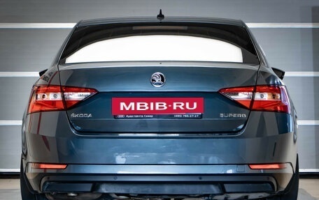 Skoda Superb III рестайлинг, 2018 год, 2 250 000 рублей, 5 фотография