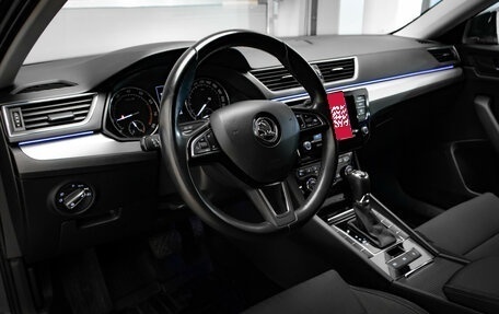 Skoda Superb III рестайлинг, 2018 год, 2 250 000 рублей, 7 фотография