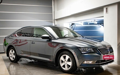 Skoda Superb III рестайлинг, 2018 год, 2 250 000 рублей, 3 фотография