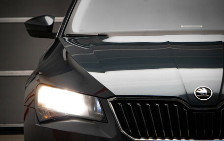 Skoda Superb III рестайлинг, 2018 год, 2 250 000 рублей, 37 фотография