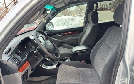 Toyota Land Cruiser Prado 120 рестайлинг, 2008 год, 2 380 000 рублей, 11 фотография