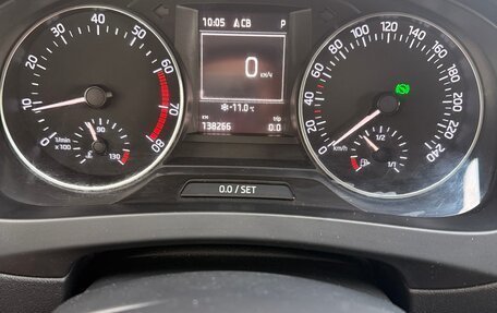 Skoda Rapid I, 2015 год, 1 000 000 рублей, 5 фотография