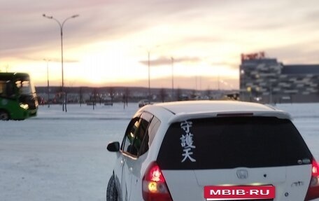 Honda Fit III, 2003 год, 350 000 рублей, 4 фотография