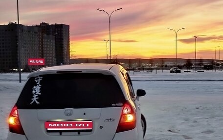 Honda Fit III, 2003 год, 350 000 рублей, 3 фотография