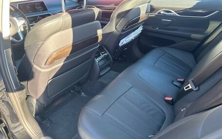 BMW 7 серия, 2017 год, 3 450 000 рублей, 5 фотография