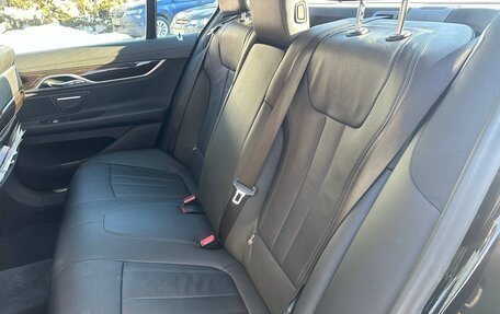 BMW 7 серия, 2017 год, 3 450 000 рублей, 7 фотография