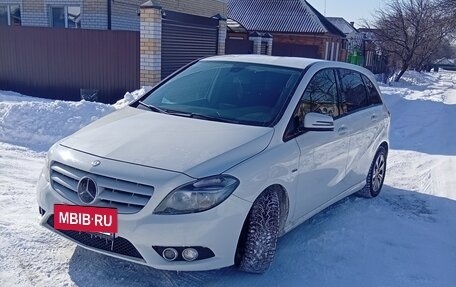 Mercedes-Benz B-Класс, 2013 год, 1 500 000 рублей, 2 фотография
