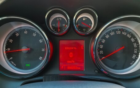 Opel Astra J, 2013 год, 1 300 000 рублей, 10 фотография