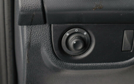 Renault Logan II, 2016 год, 799 000 рублей, 12 фотография