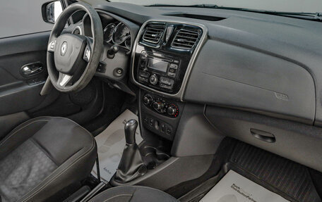 Renault Logan II, 2016 год, 799 000 рублей, 11 фотография