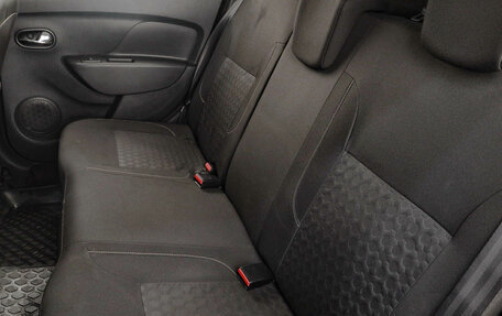 Renault Logan II, 2016 год, 799 000 рублей, 17 фотография