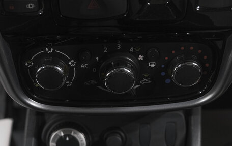 Renault Duster I рестайлинг, 2012 год, 649 000 рублей, 26 фотография