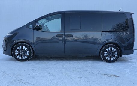 Hyundai Staria, 2022 год, 5 200 000 рублей, 8 фотография