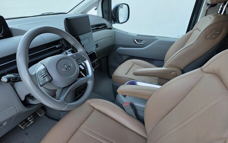 Hyundai Staria, 2022 год, 5 200 000 рублей, 9 фотография