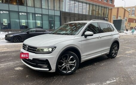 Volkswagen Tiguan II, 2018 год, 3 650 000 рублей, 1 фотография