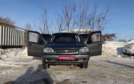 Chevrolet Niva I рестайлинг, 2004 год, 320 000 рублей, 1 фотография