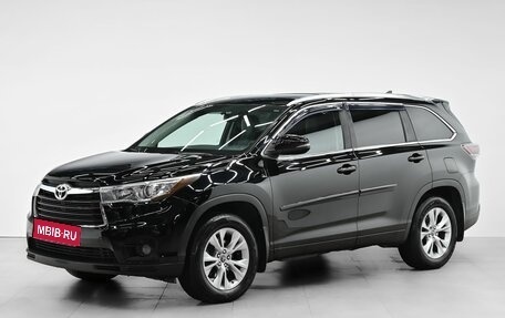 Toyota Highlander III, 2019 год, 2 995 000 рублей, 1 фотография