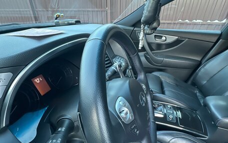 Infiniti QX70, 2014 год, 1 300 000 рублей, 8 фотография