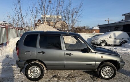 Chevrolet Niva I рестайлинг, 2004 год, 320 000 рублей, 4 фотография