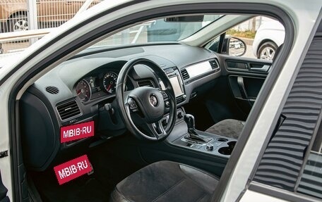 Volkswagen Touareg III, 2014 год, 1 995 000 рублей, 13 фотография