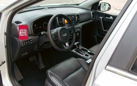 KIA Sportage IV рестайлинг, 2018 год, 2 225 000 рублей, 13 фотография